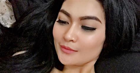 cerita sex istri selingkuh|ISTRIKU NGIDAM THREESOME